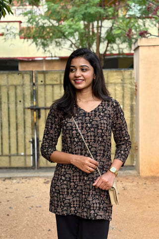 Black Short Kurti