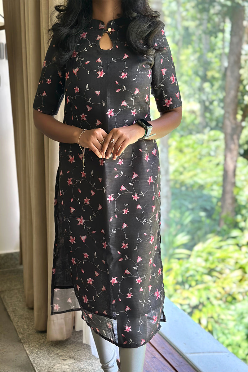 Midnight Bloom kurti