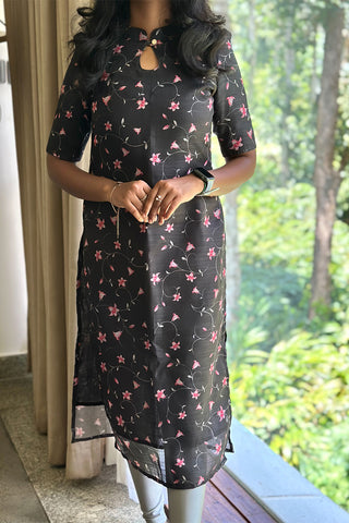 Midnight Bloom kurti