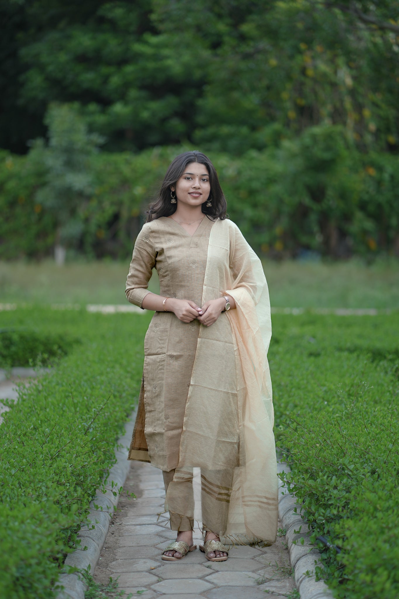 Charvi linen 3 piece suit