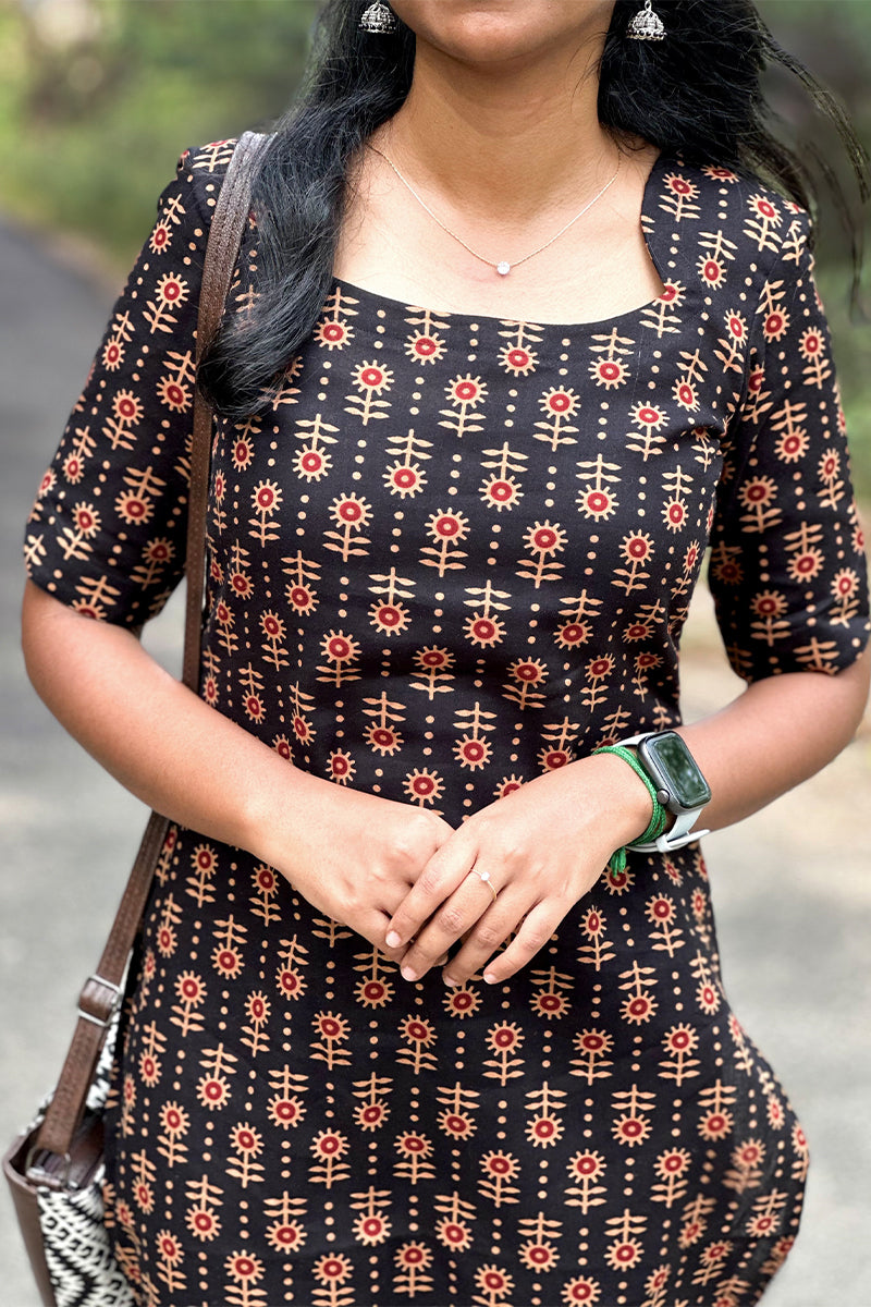 Black cotton kurti