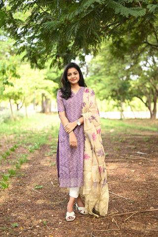 Wild Lavender Kurti and dupatta