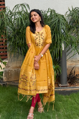Amber Elegance Kurti and dupatta