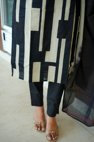 Monochrome edit 3 piece suit