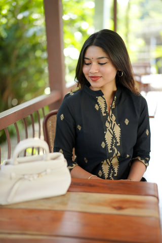 Signature Black Kurta set