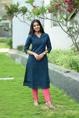 Navy Rose kurtaset