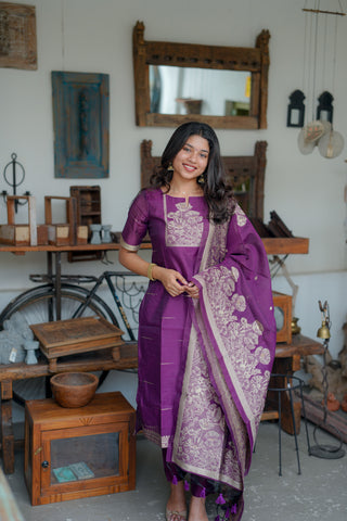 Maya 3 piece Suit