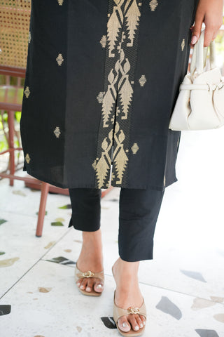 Signature Black Kurta set