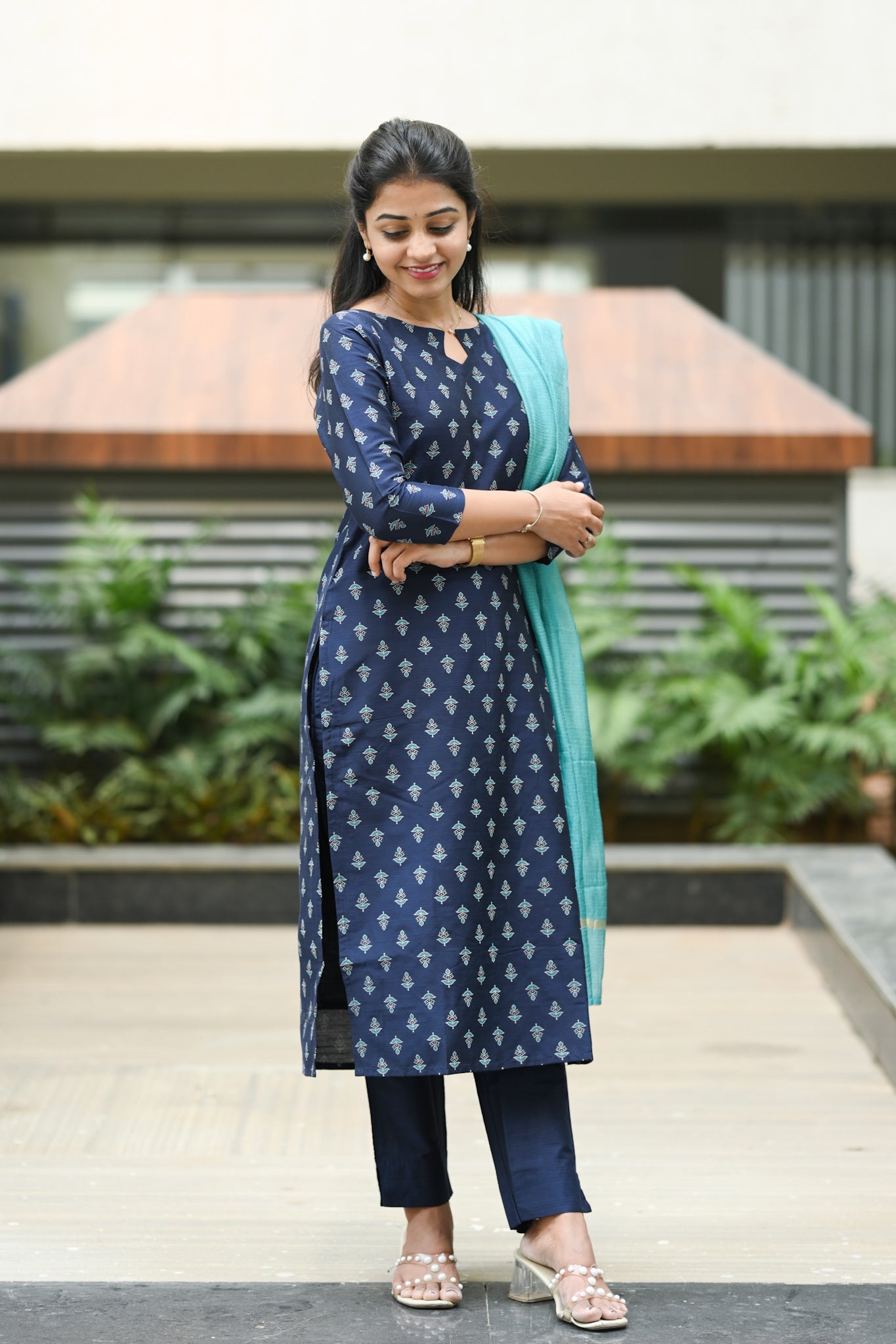Sapphire Charm 3 Piece Suit