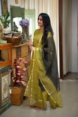 Autumn Mustard linen 3 piece suit