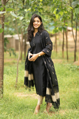 Blackberry Threads Suit