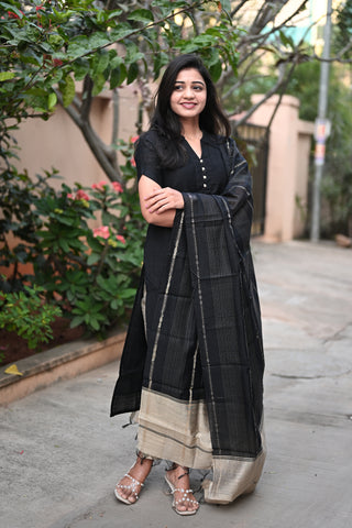 Blackberry threads 3 piece suit