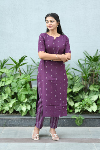 Mulberry Moon kurtaset