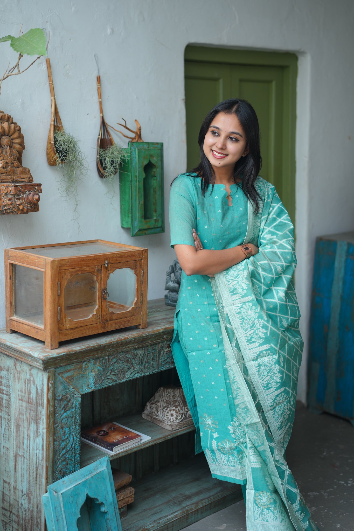 Mayuri jamdhani weave 3 piece suit