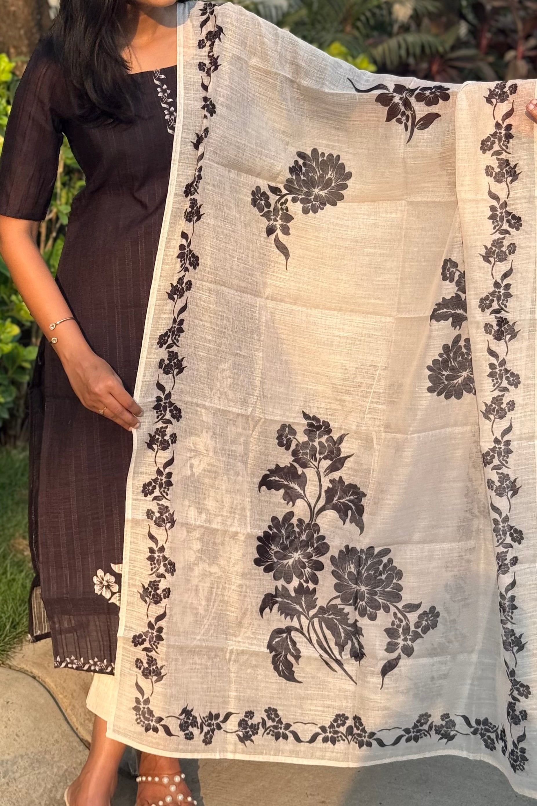 Black Luna kurti and dupatta