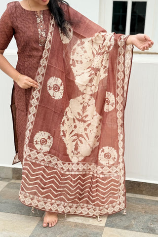 Chanderi silk katha work 3 piece suit