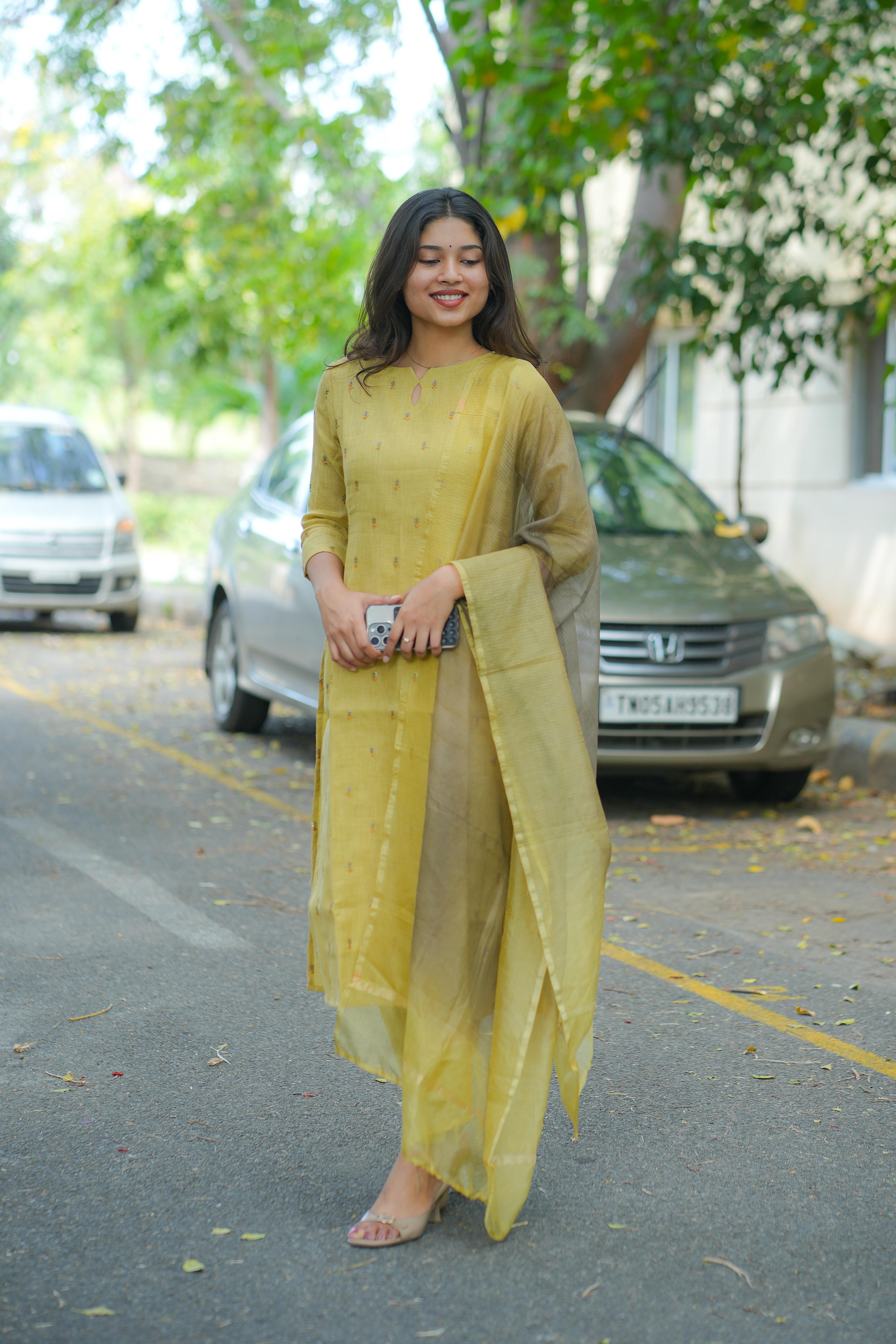 Sunlit Serenity 3 piece suit (PREORDER)