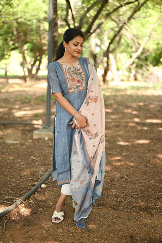 Misty Meadow Linen Kurti and Dupatta