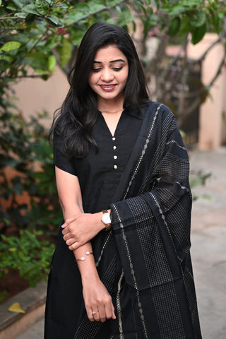 Blackberry threads 3 piece suit