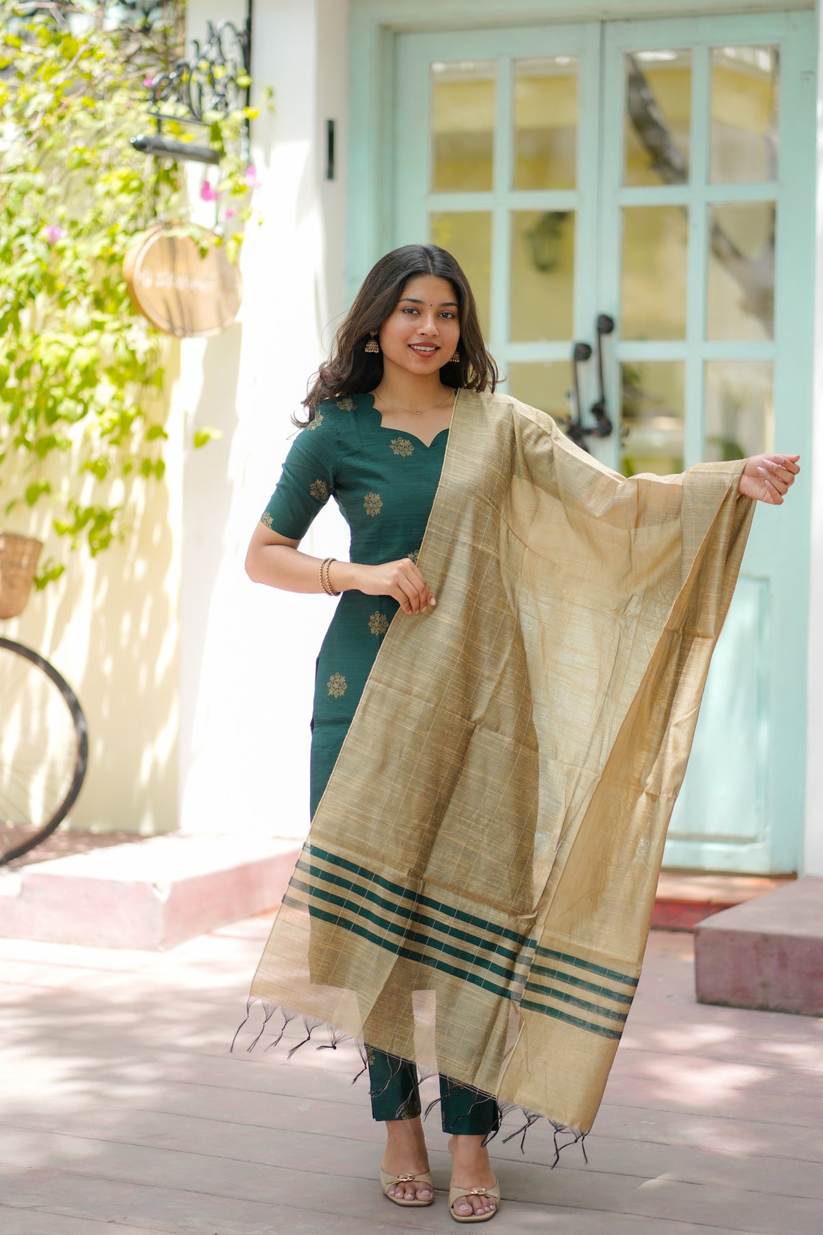 Raaga 3 piece Suit
