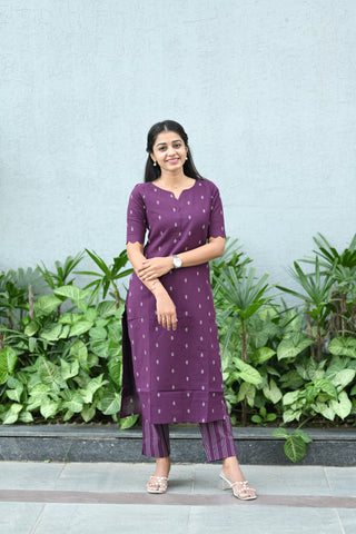 Mulberry Moon kurtaset