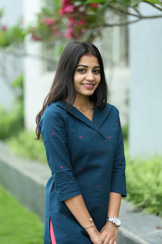 Navy Rose kurtaset