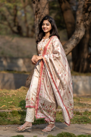 Rosette Charm 3 piece suit