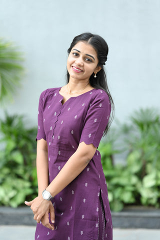 Mulberry Moon kurtaset
