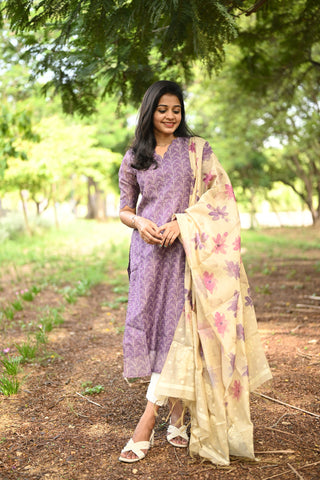 Wild Lavender Kurti and dupatta