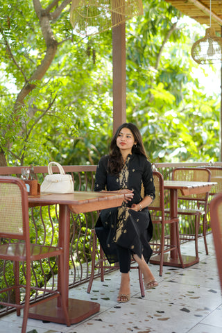 Signature Black Kurta set