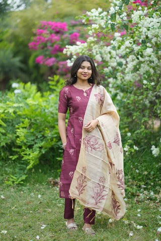 Meha kurti and dupatta