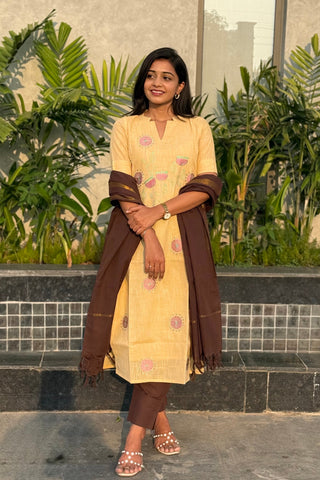 Sandalwood Petals 3 Piece Suit