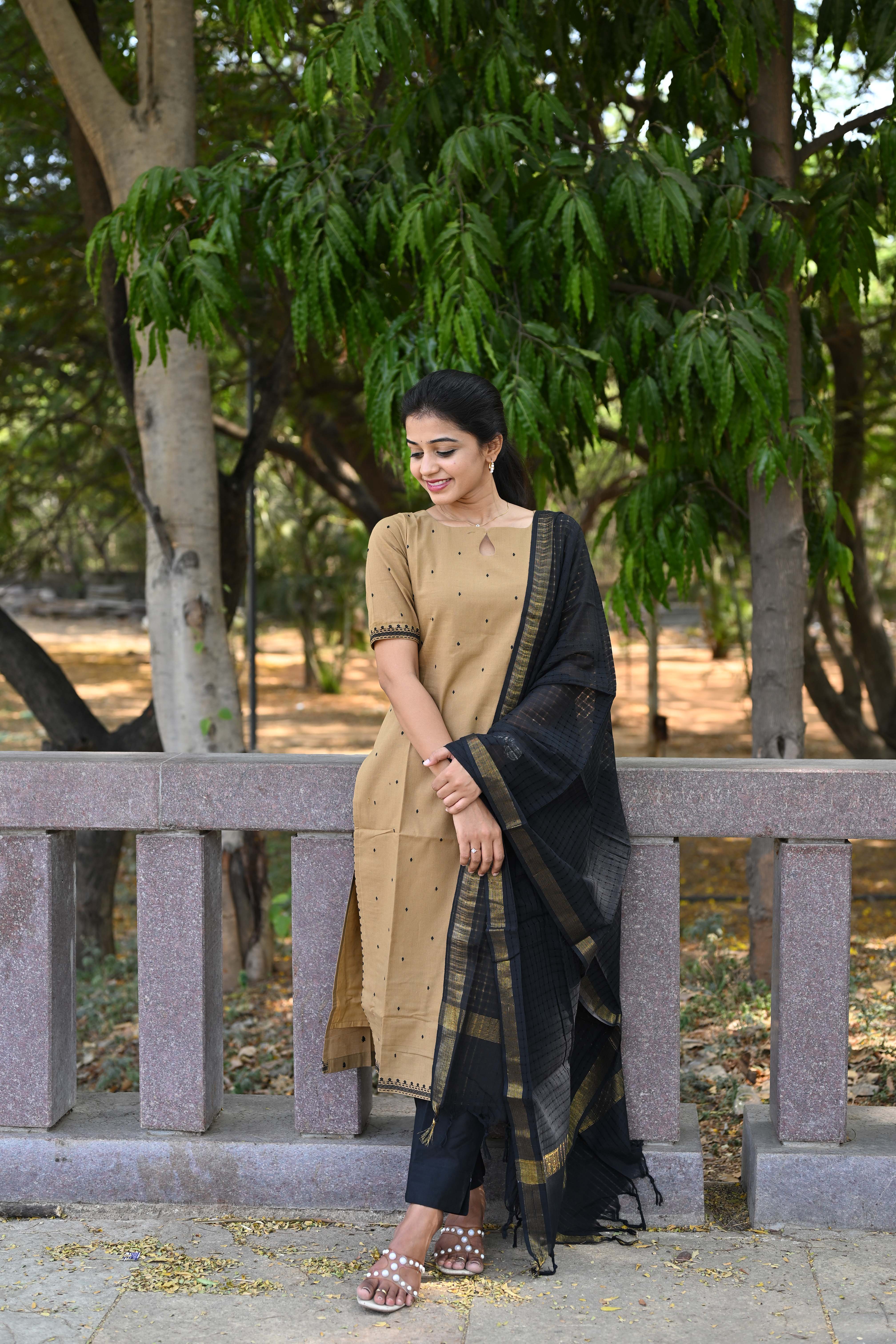 Sand and Shadow 3 piece suit