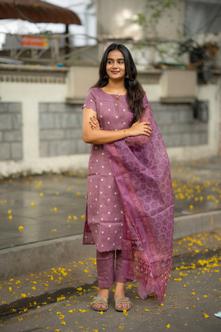Dusty Petals linen 3 Piece Set