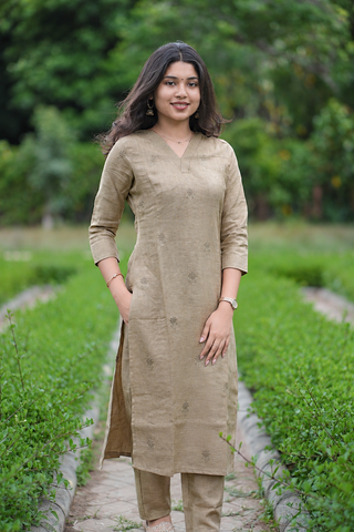 Charvi linen Coords