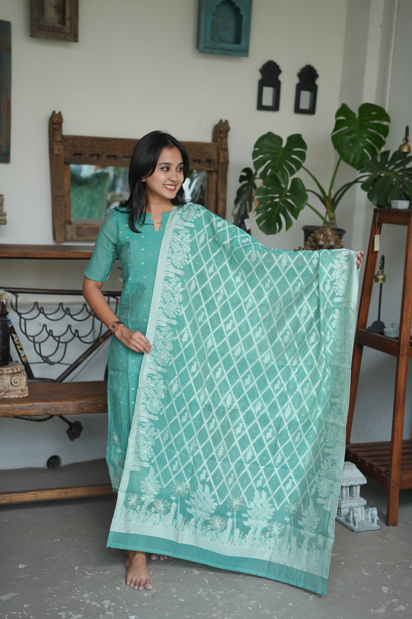 Mayuri jamdhani weave 3 piece suit