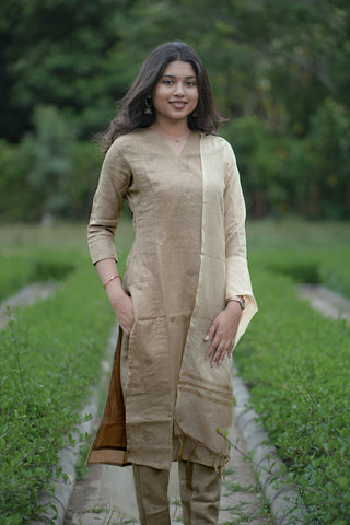 Charvi linen 3 piece suit