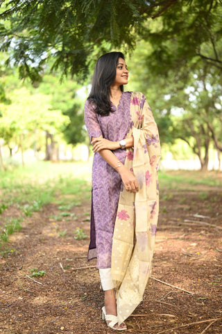 Wild Lavender Kurti and dupatta