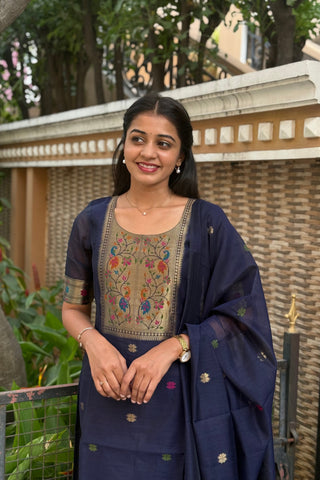 Moonflower jamdhani kurti and dupatta