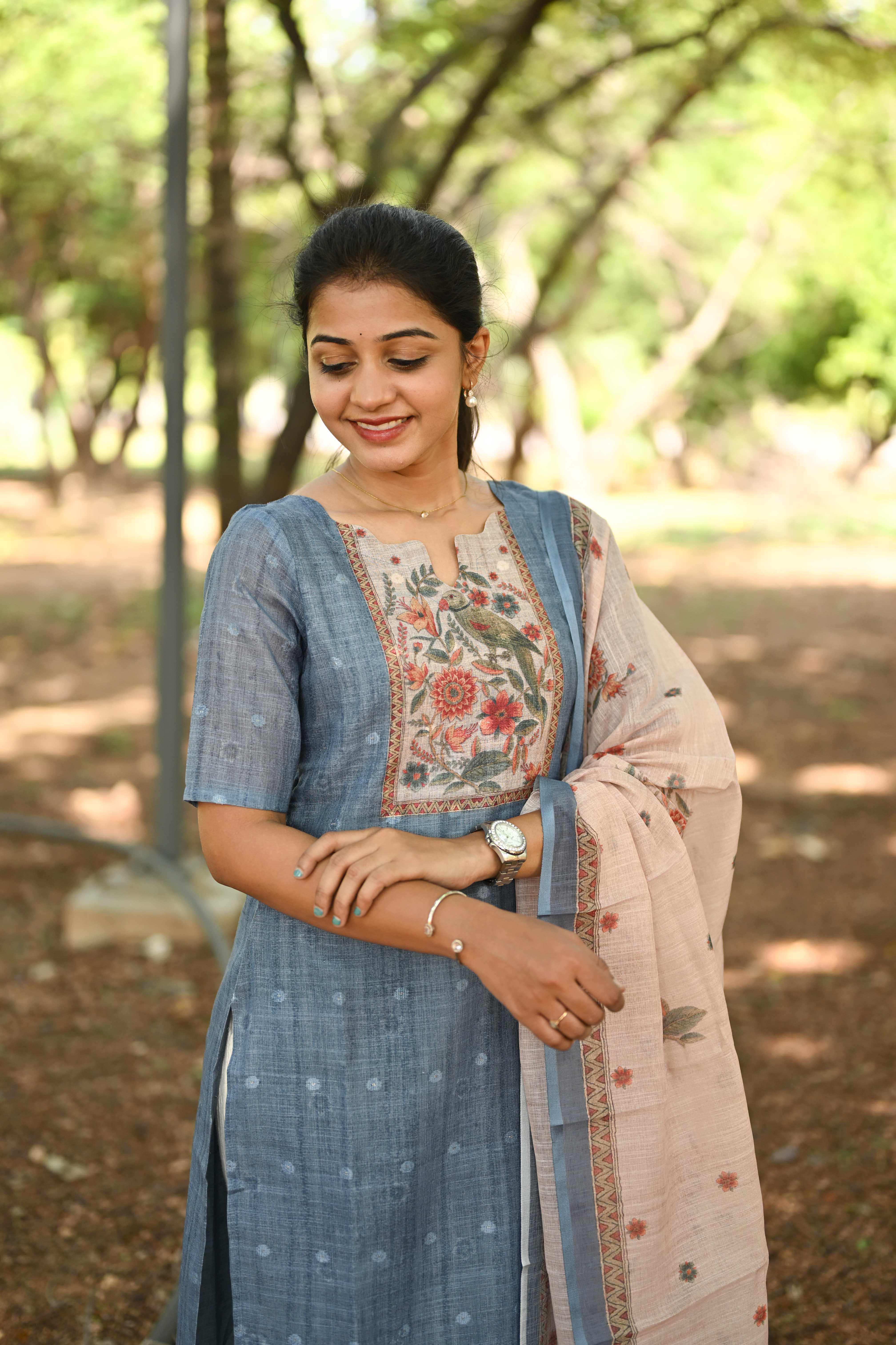 Misty Meadow Linen Kurti and Dupatta